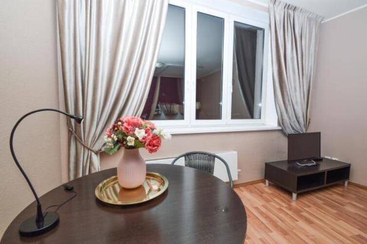 Guest House (Гест Хаус) на Малышева