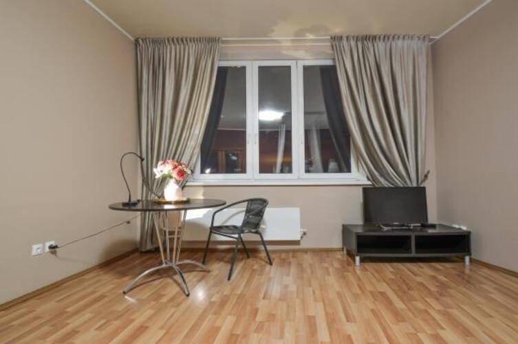 Guest House (Гест Хаус) на Малышева