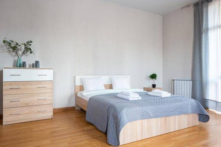 Rent House (Рент Хаус) на Белинского 30