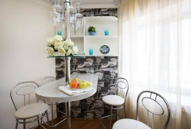 Rent House (Рент Хаус) на Крылова