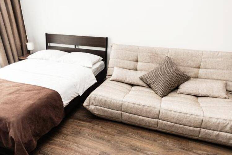 Rent House (Рент Хаус) на Малышева 42А