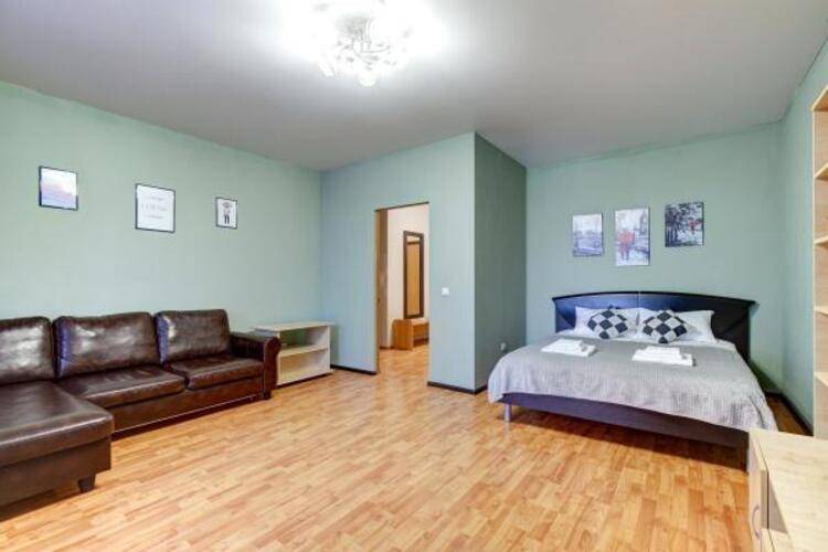 Rent House (Рент Хаус) на Радищева 61