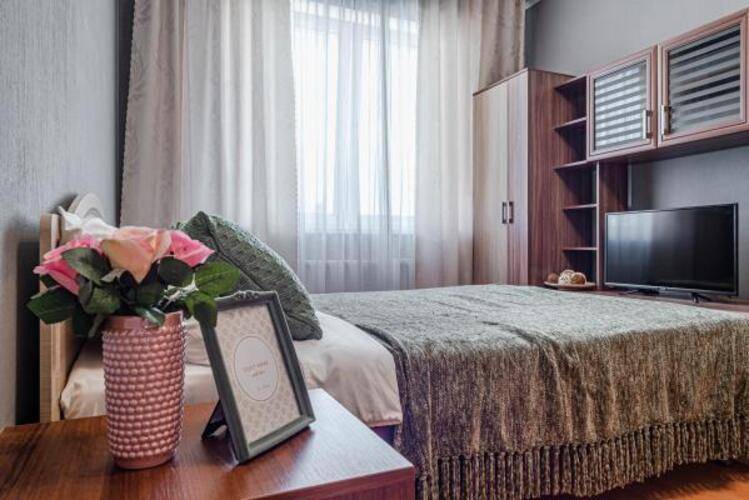 Rent House (Рент Хаус) на Степана Разина 122