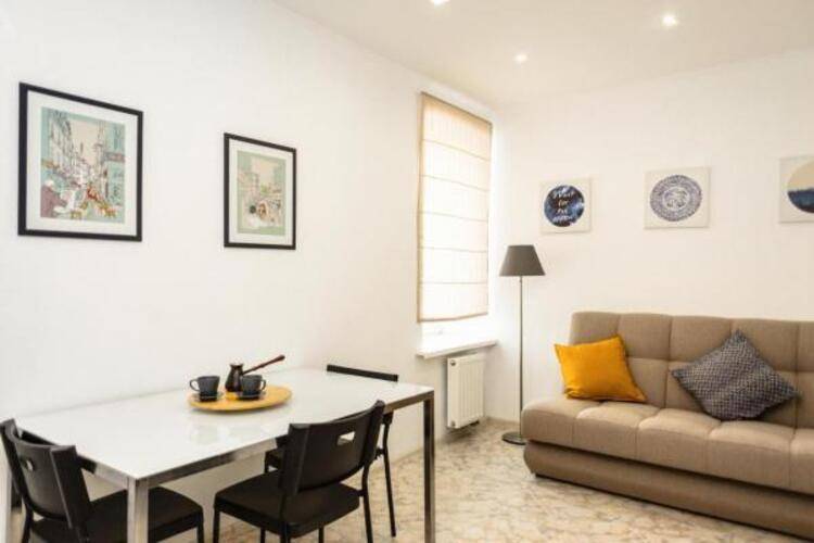 Rent House (Рент Хаус) на Щорса 35