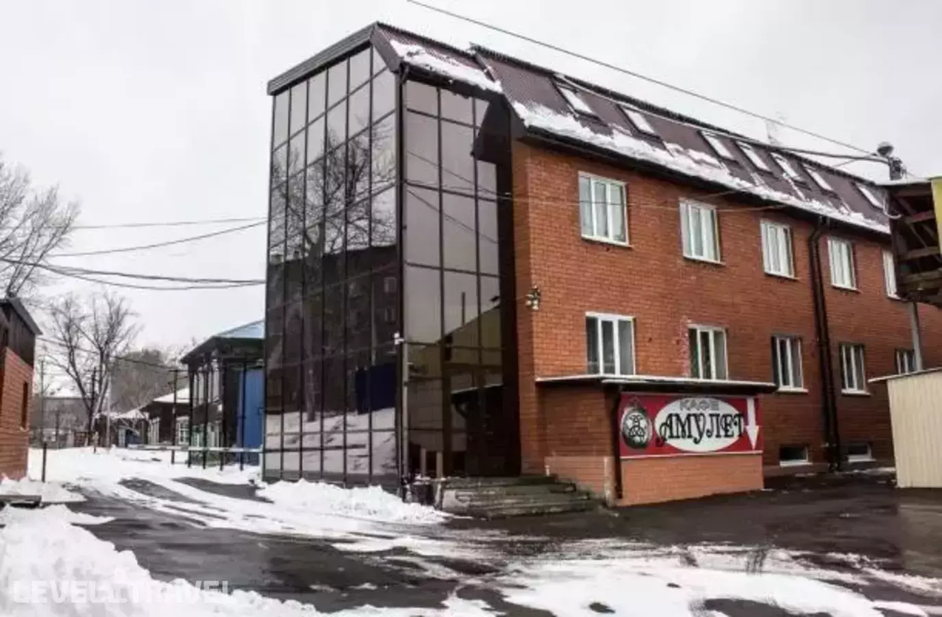 На Перроне (Бывш. Магас)