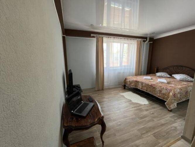 Один на Байкальской 157/2