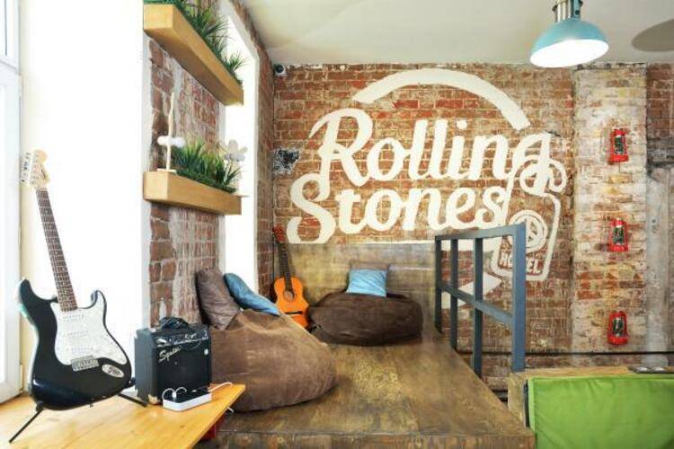 Rolling Stones hostel (Роллинг Стоунс)