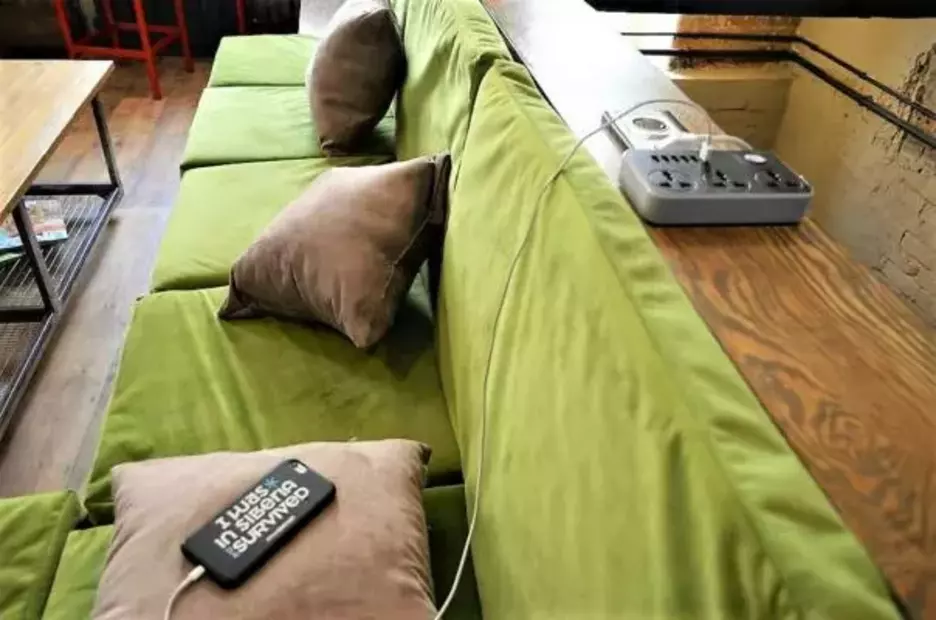Rolling Stones hostel (Роллинг Стоунс)