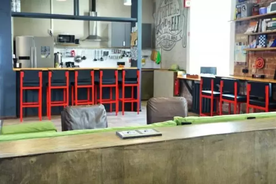 Rolling Stones hostel (Роллинг Стоунс)