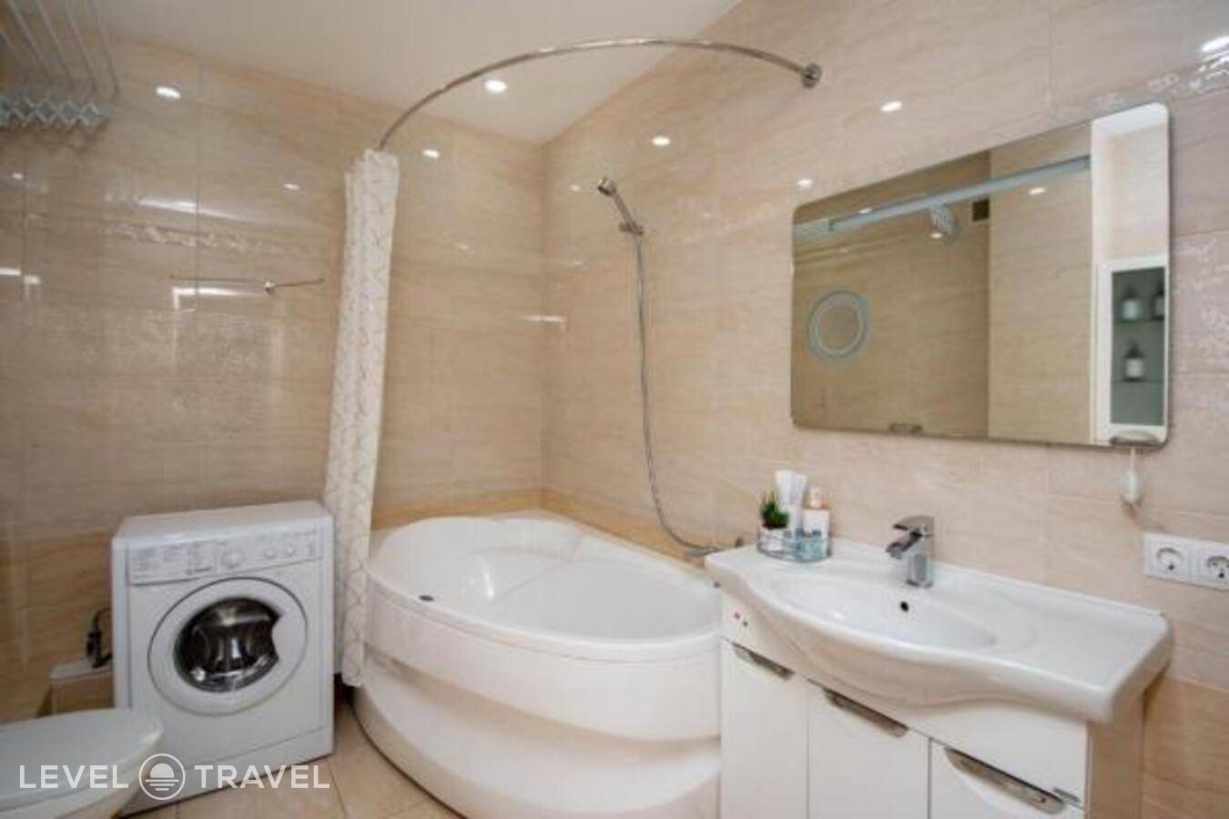 фотографии отеля Апартаменты на Верхней набережной в Россия(Иркутск) - фото №16