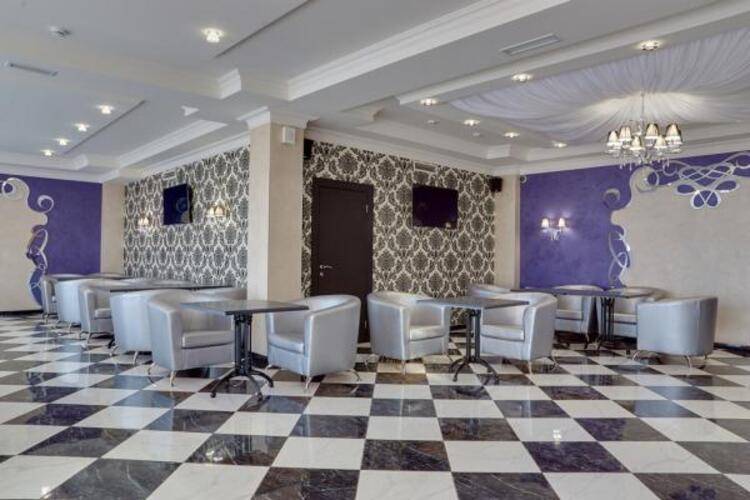 Семь Королей (Prestige Hotel Престиж)