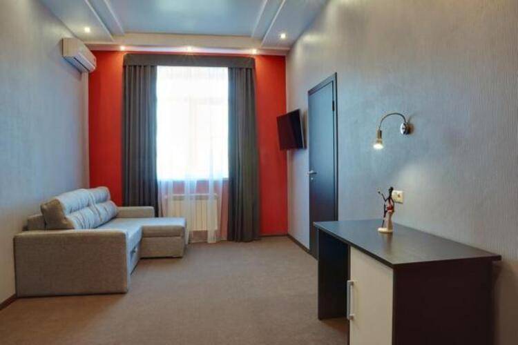 Семь Королей (Prestige Hotel Престиж)