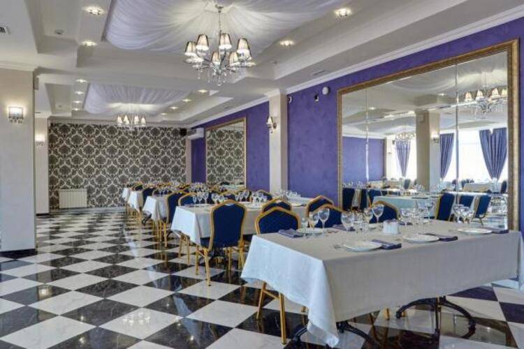 Семь Королей (Prestige Hotel Престиж)