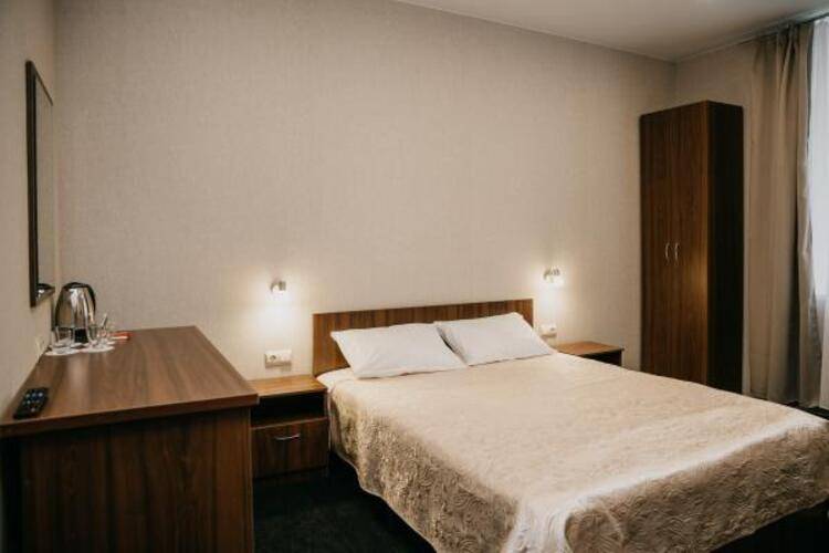 HitOtel (ХитОтель)