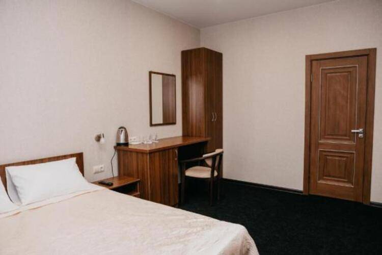 HitOtel (ХитОтель)