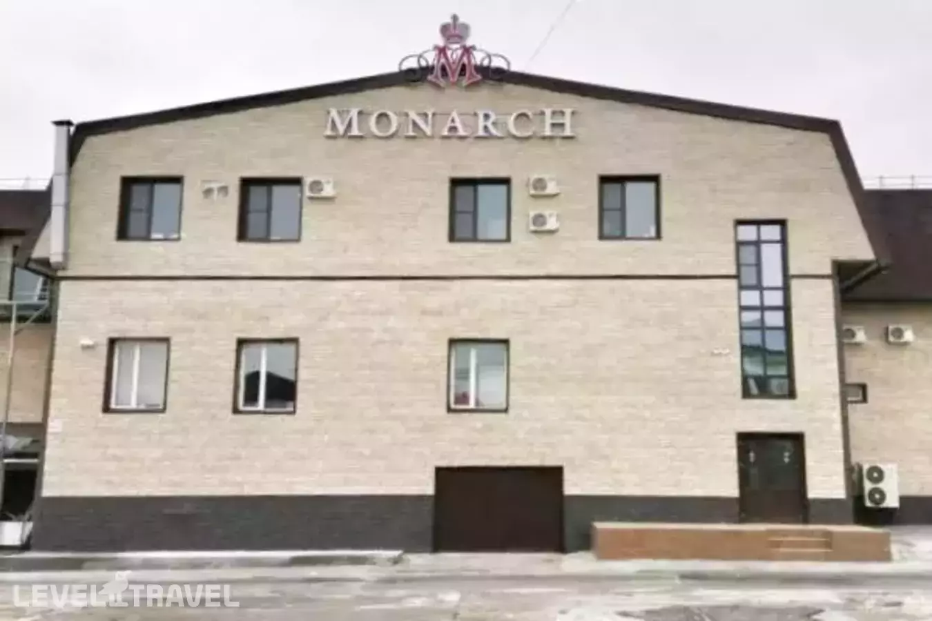 Монарх