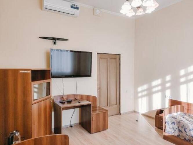 Smart Hotel KDO Омск (Смарт отель КДО)