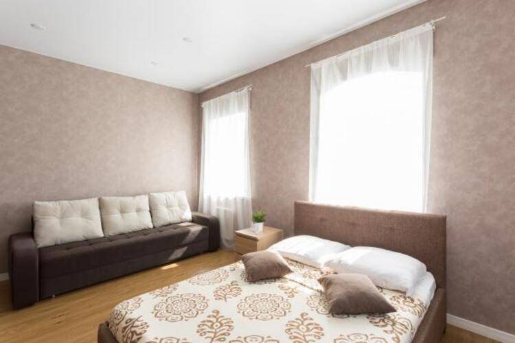 Две Подушки на проспекте Победы