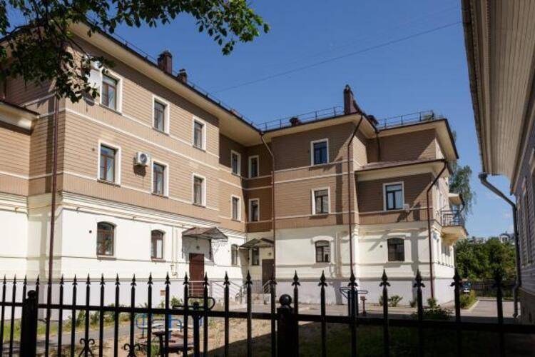 Две Подушки на проспекте Победы