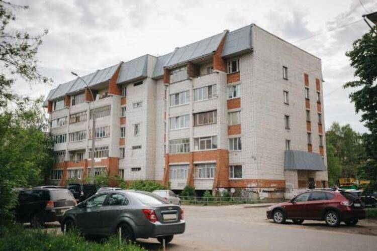 Две Подушки на улице Воровского 60
