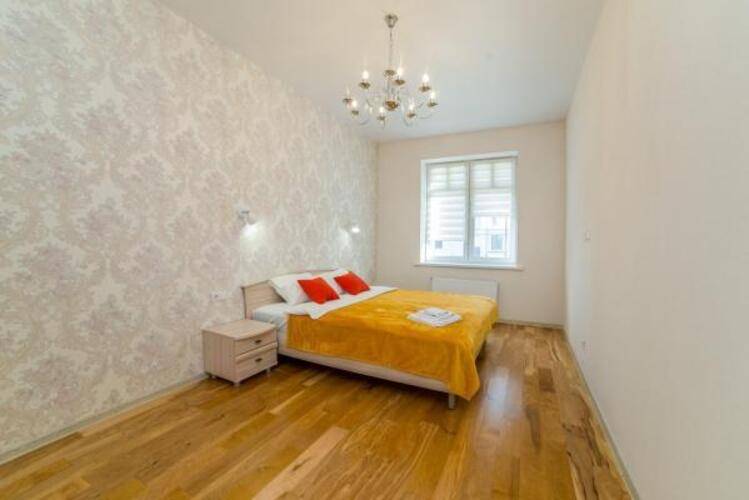 Rent House (Рент Хаус) на Щорса 53