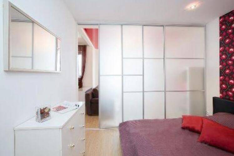 Rent House (Рент Хаус) на Бажова
