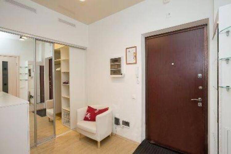 Rent House (Рент Хаус) на Бажова