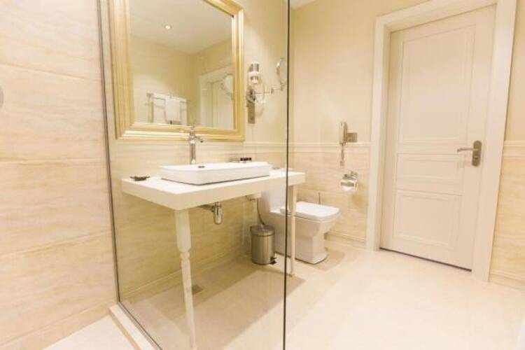 Xander Hotel