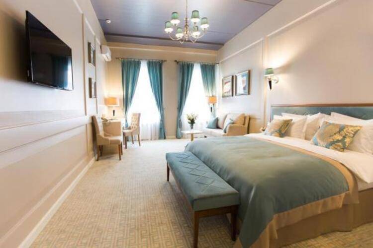 Xander Hotel