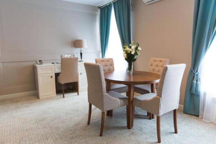 Xander Hotel