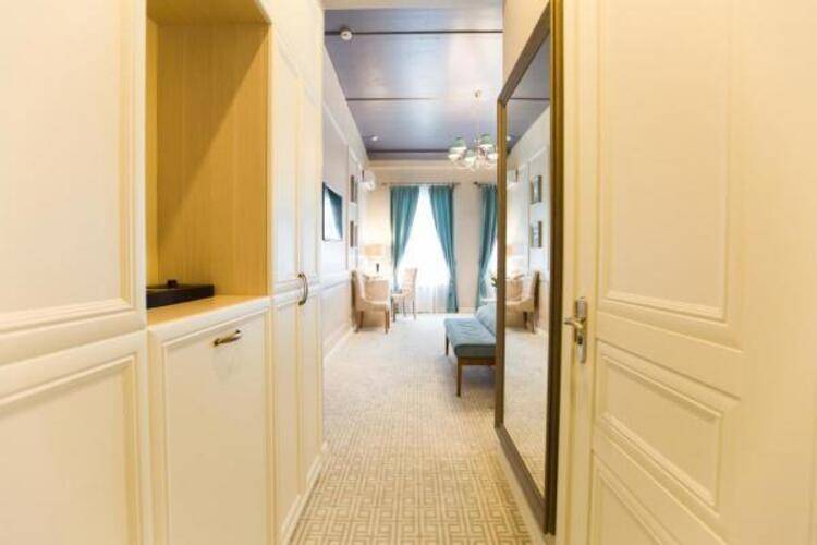 Xander Hotel