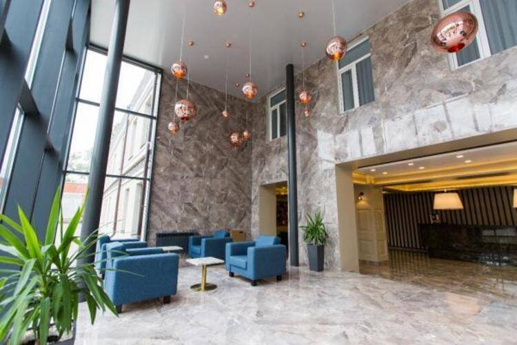Xander Hotel