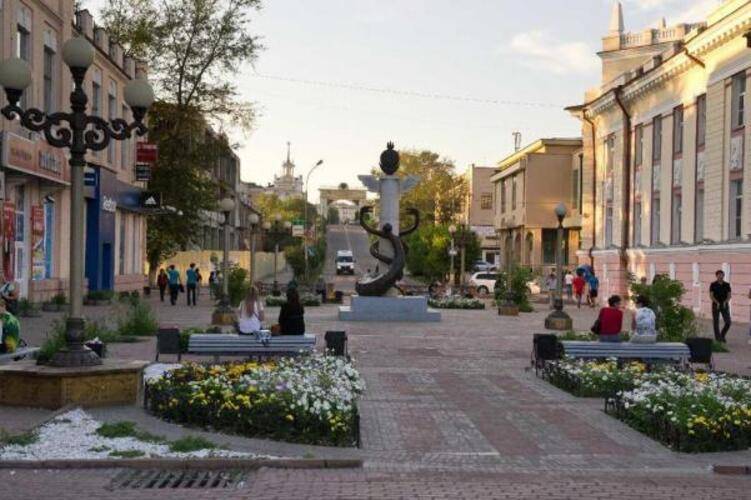 Меньшиковъ