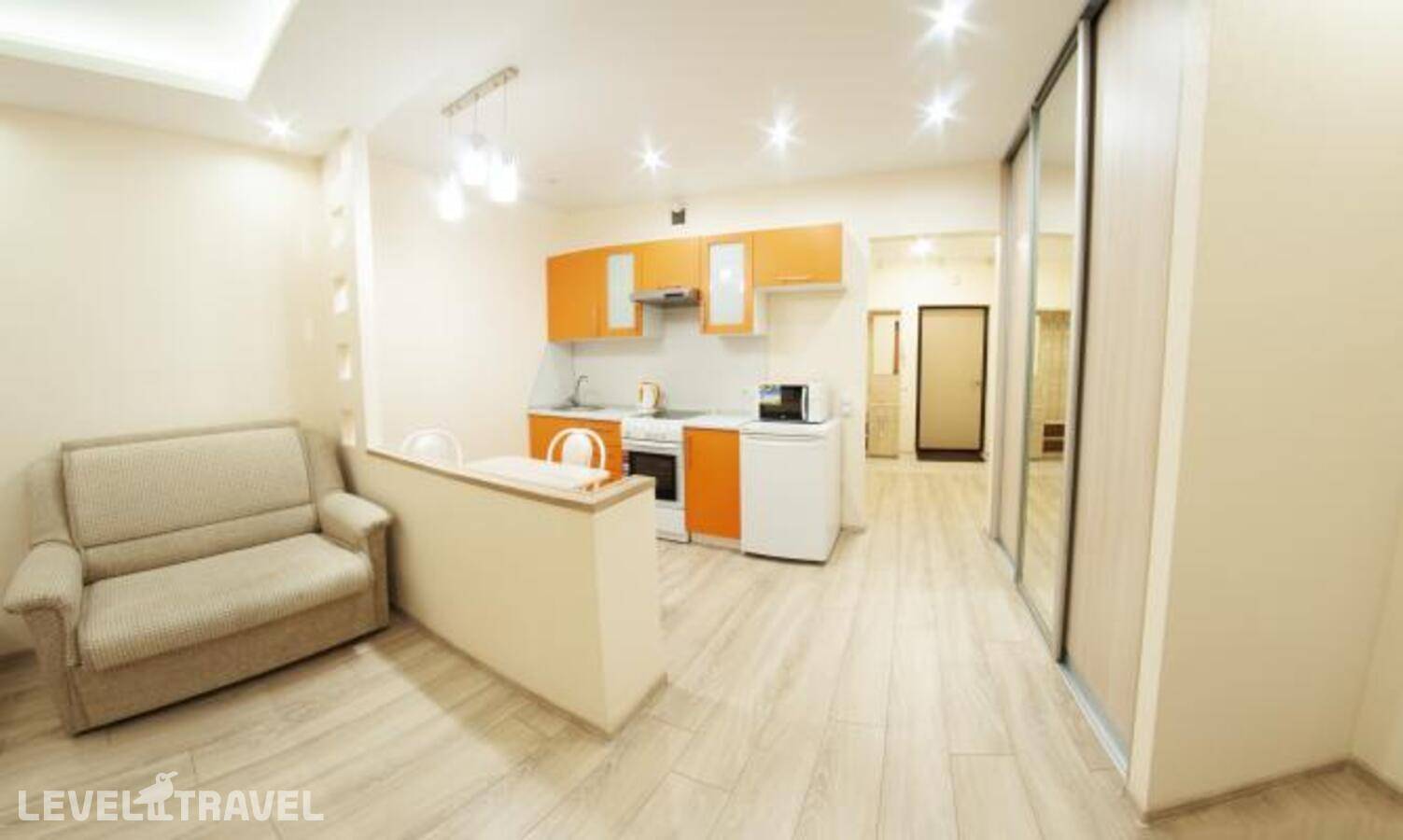 фотографии отеля Домашняя на Геологоразведчиков 44А в Россия(Тюмень) - фото №23