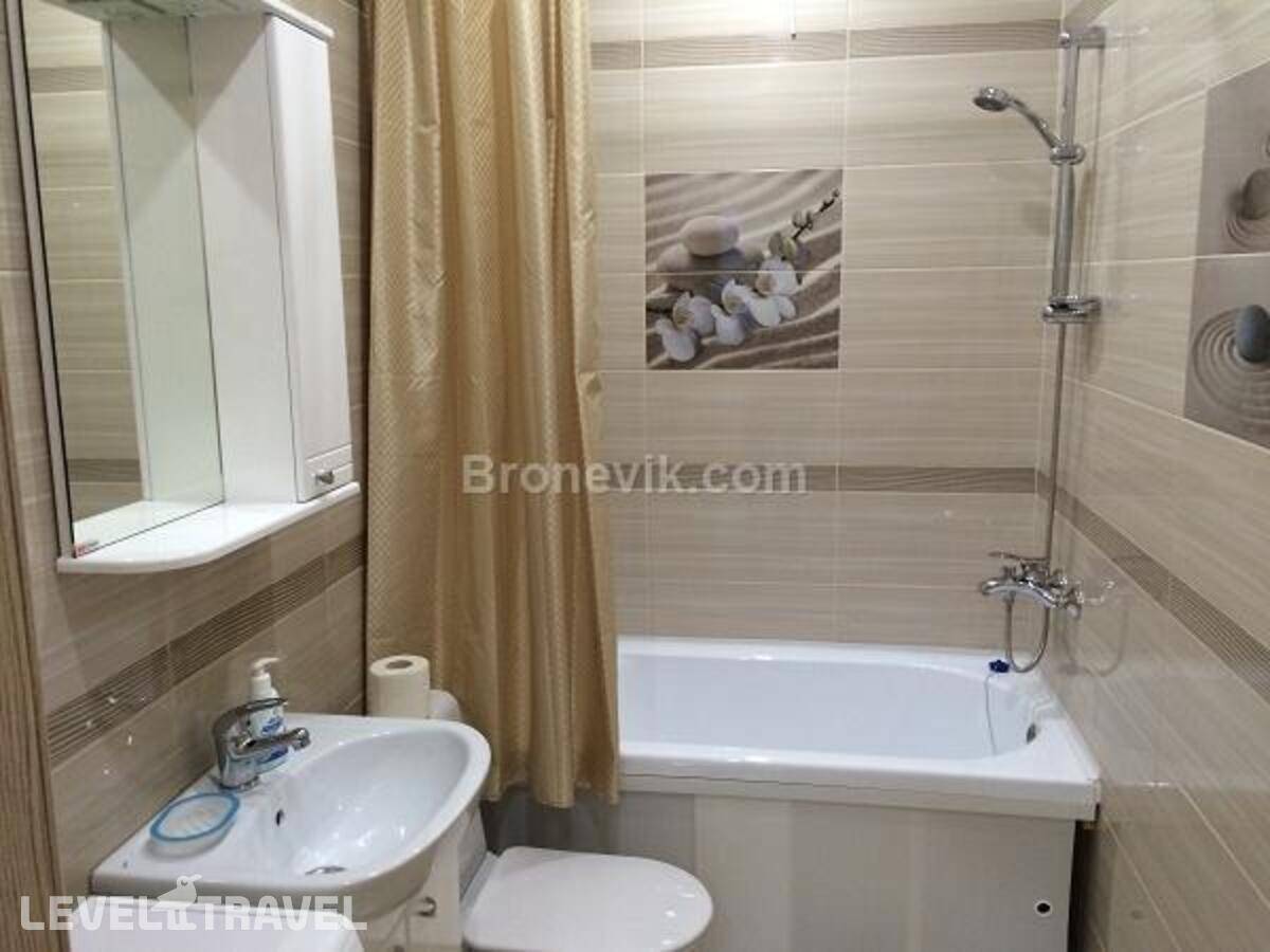 фотографии отеля Домашняя на Геологоразведчиков 44А в Россия(Тюмень) - фото №7