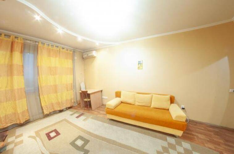 Домашняя на Максима Горького