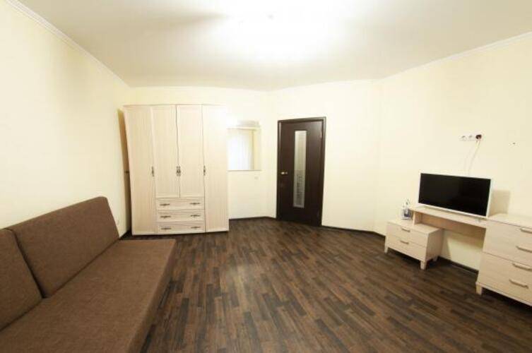 Домашняя на Фабричной 9