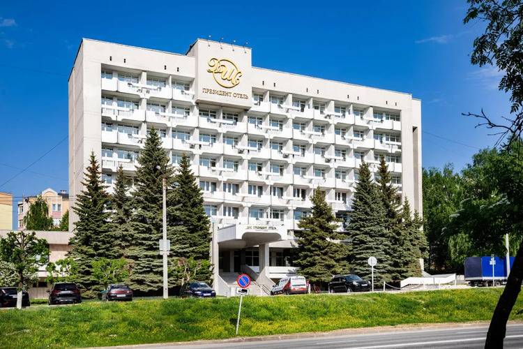 Президент Отель Дис