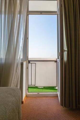 DIS President hotel