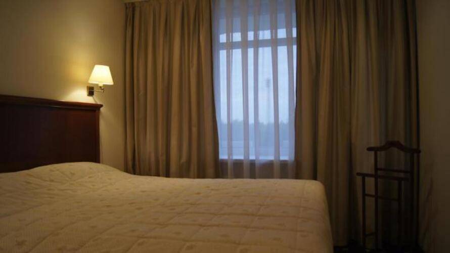 DIS President hotel