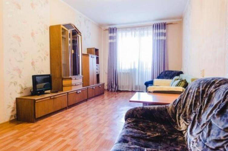 Декабрист на Анохина 120А