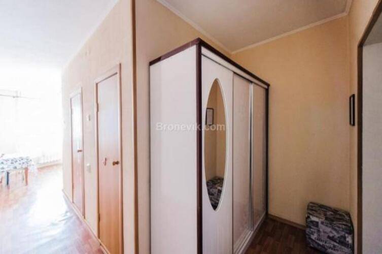 Декабрист на Анохина 120А