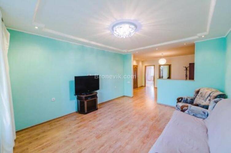 Декабрист на Анохина 93