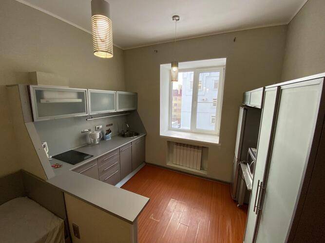 Декабрист на Ленина 97