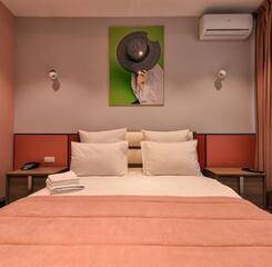 $item['hotel']['name']