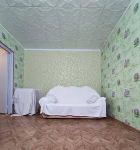 Версаль на улице Шумилова