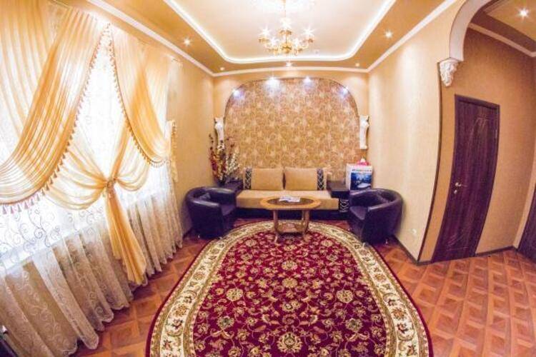 Отель Риф