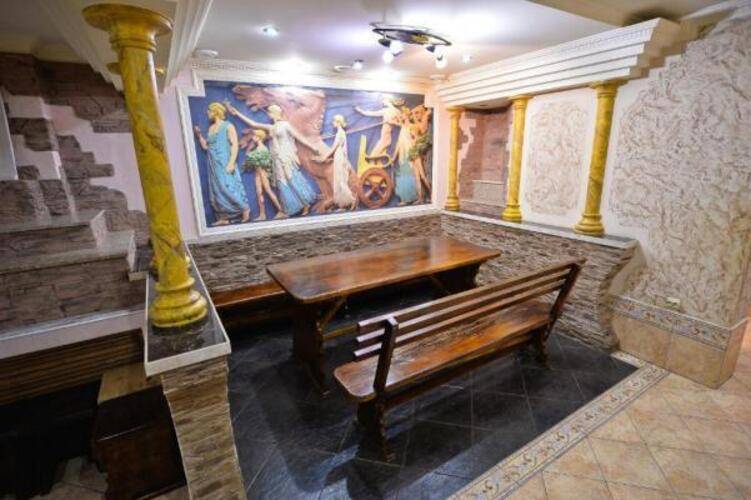 Алексис