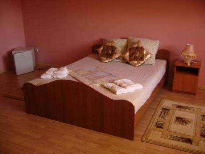 Hotel-Hall (Отель-Холл)