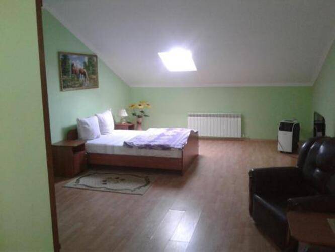 Hotel-Hall (Отель-Холл)